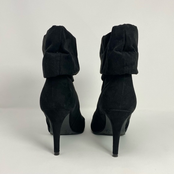 Ankle Booties Black Velvet Like Material Man-Made Pirate Boot 3” heel - Picture 3 of 8